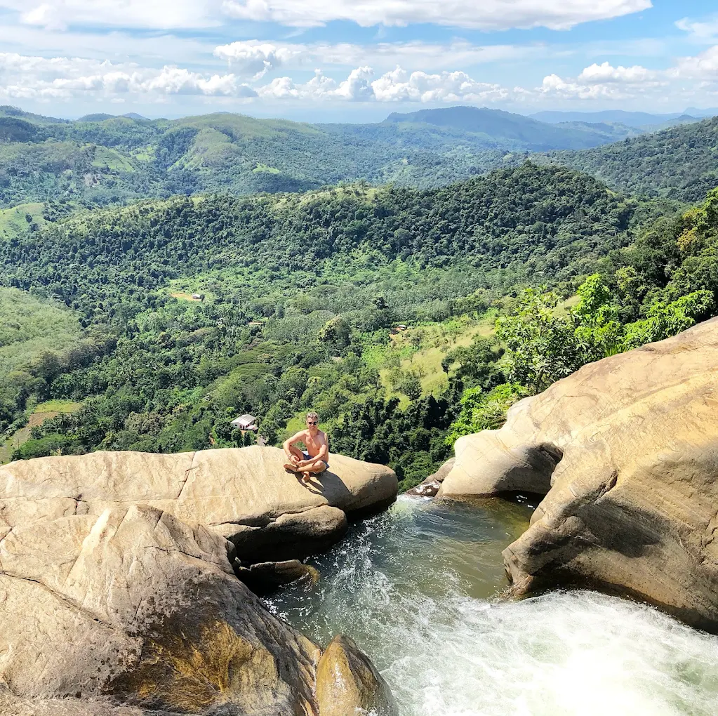Diyaluma Falls Sri Lanka