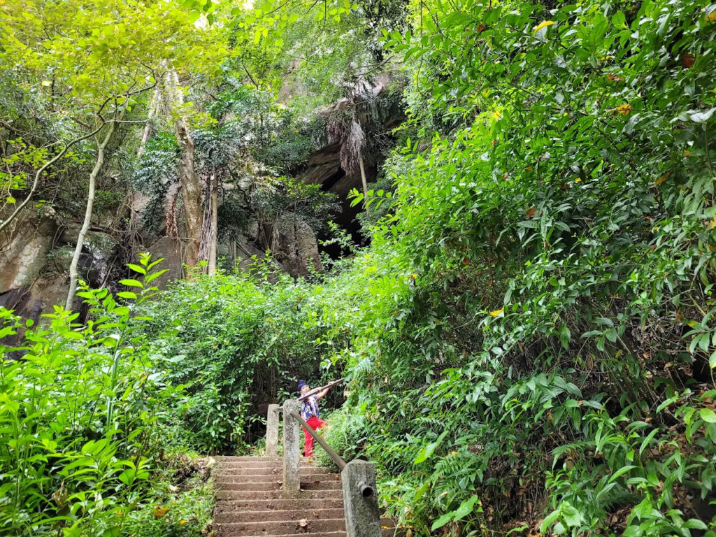 Ravana Cave Ella – Complete Travel Guide for Tourists Ravana Cave Ella